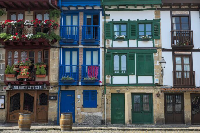 5 BREATHTAKING COASTLINE TOWNS IN THE BASQUE COUNTRY